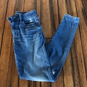 American Eagle Hi-Rise Jegging
